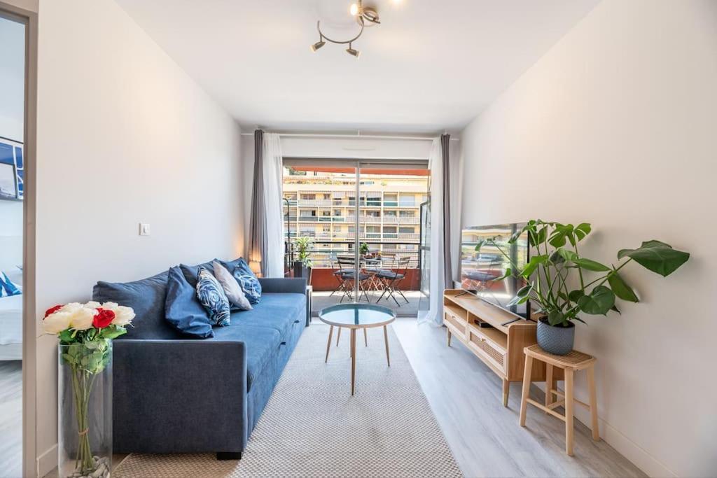 Appartement Cosy Au Centre Ville De ม็องตง ภายนอก รูปภาพ